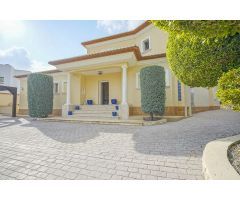 villa en Venta en Benissa. FTBS-T3806
