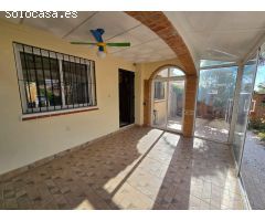 Casa independiente en venta Playa Flamenca