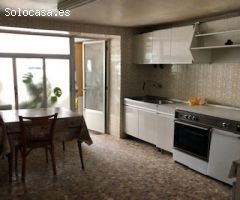 INVIERTE EN UNA CASITA  EN ZAMORA CON PATIO