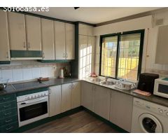 PRECIOSO CHALET PAREADO CON BODEGA EN LOS SAUCES