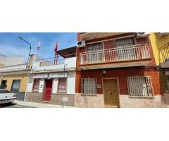 Chalet adosado en venta en Calle Laguna, 41014, Sevilla (Sevilla) 109.000 €