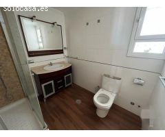 Piso en venta en Calle Cardenal Rodrigo De Castro, 2º, 41005, Sevilla (Sevilla) 133.800 €
